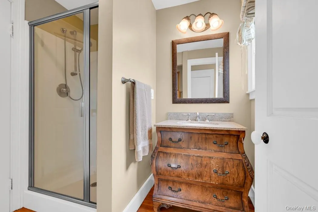 1st Floor Full Bathroom 1st Floor Full Bathroom