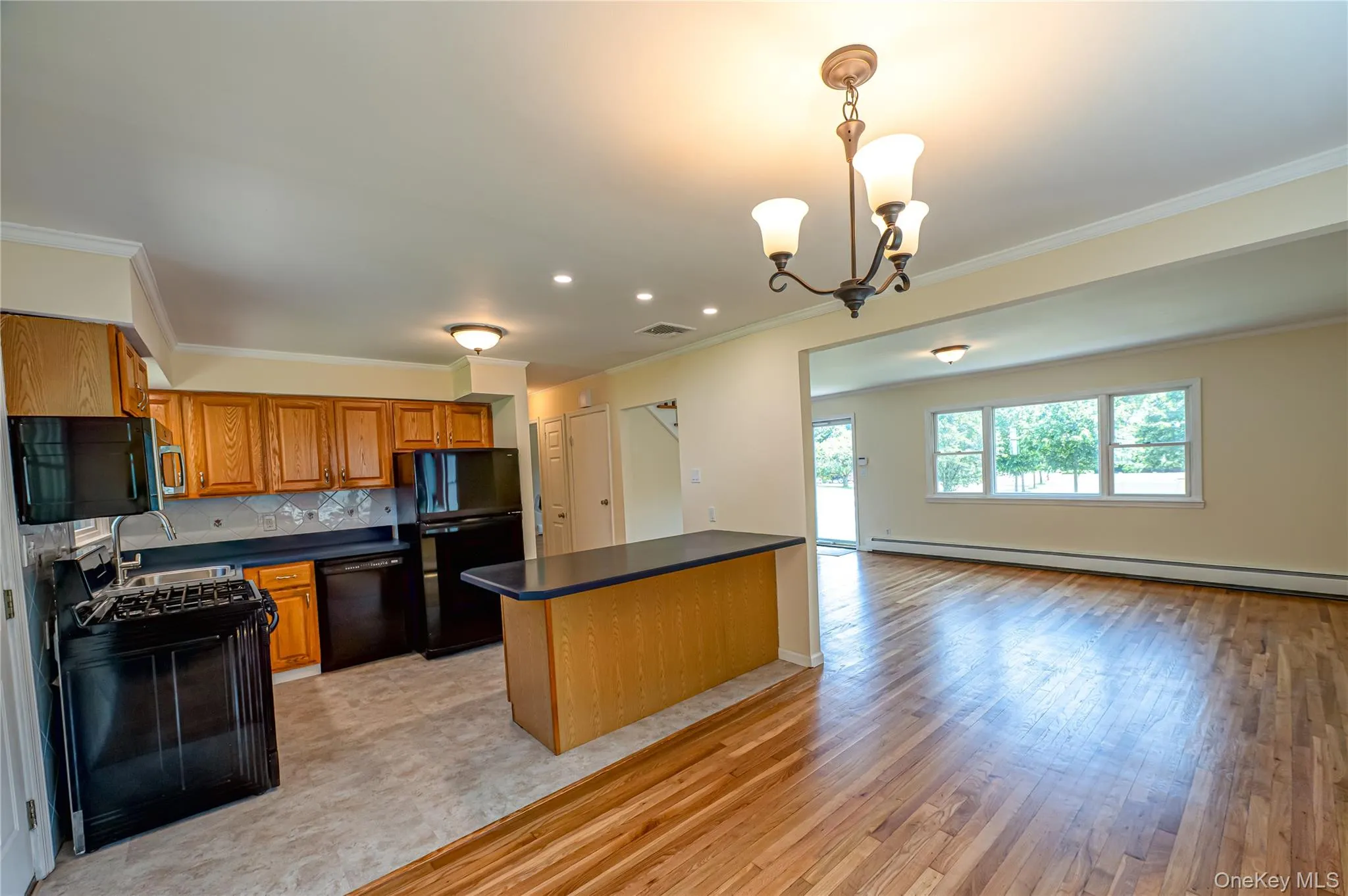 69 Allan Drive, Oyster Bay, NY, 5 Bedrooms Bedrooms, 8 Rooms Rooms,2 BathroomsBathrooms,Residential Lease,For Rent,Allan,0,952542 69 Allan Drive, Oyster Bay, NY, 5 Bedrooms Bedrooms, 8 Rooms Rooms,2 BathroomsBathrooms,Residential Lease,For Rent,Allan,0,952542