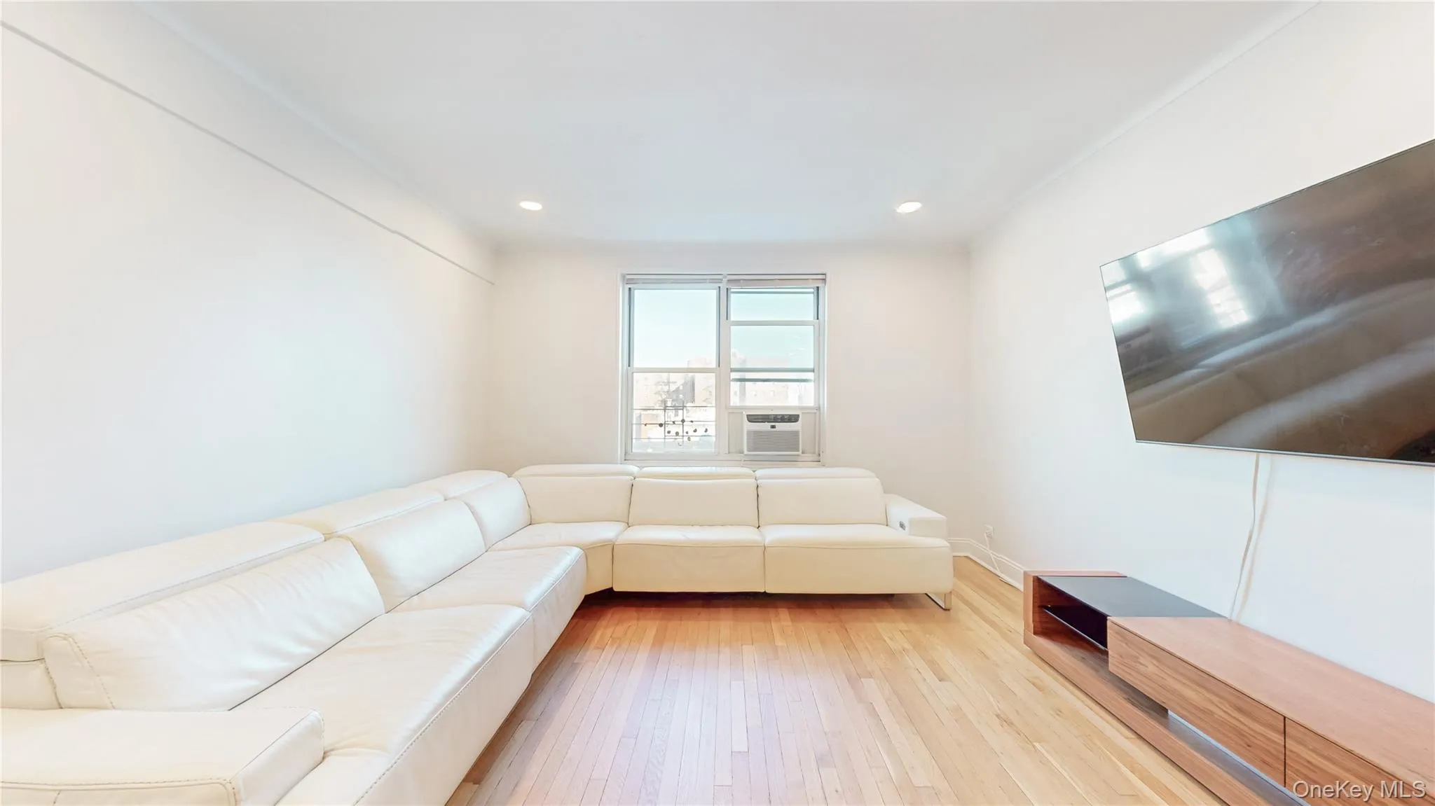 64-11 99th Street, New York, NY, 2 Bedrooms Bedrooms, 7 Rooms Rooms,1 BathroomBathrooms,Residential Lease,For Rent,99th,0,952553 64-11 99th Street, New York, NY, 2 Bedrooms Bedrooms, 7 Rooms Rooms,1 BathroomBathrooms,Residential Lease,For Rent,99th,0,952553