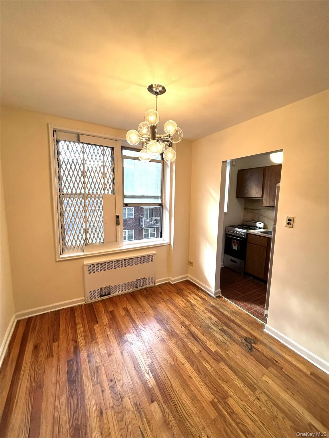 67-30 Clyde Street, New York, NY, 1 Bedroom Bedrooms, 4 Rooms Rooms,1 BathroomBathrooms,Residential,For Rent,Clyde,0,952562 67-30 Clyde Street, New York, NY, 1 Bedroom Bedrooms, 4 Rooms Rooms,1 BathroomBathrooms,Residential,For Rent,Clyde,0,952562