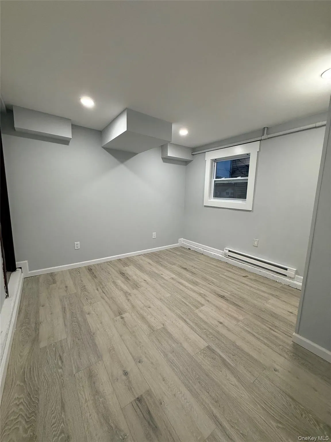 227 Walnut Street, Oyster Bay, NY, 5 Bedrooms Bedrooms, ,2 BathroomsBathrooms,Residential Lease,Idx,Walnut,0,952583 227 Walnut Street, Oyster Bay, NY, 5 Bedrooms Bedrooms, ,2 BathroomsBathrooms,Residential Lease,Idx,Walnut,0,952583