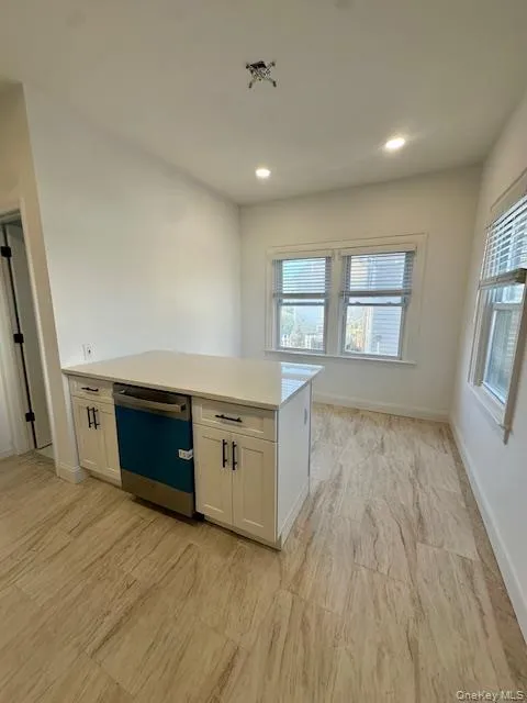 661 Olive Street, Long Beach, NY, 3 Bedrooms Bedrooms, 8 Rooms Rooms,1 BathroomBathrooms,Residential Lease,For Rent,Olive,0,952640 661 Olive Street, Long Beach, NY, 3 Bedrooms Bedrooms, 8 Rooms Rooms,1 BathroomBathrooms,Residential Lease,For Rent,Olive,0,952640