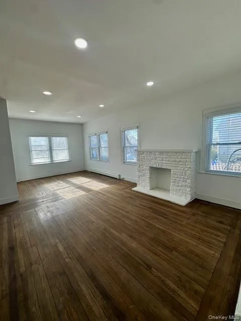 661 Olive Street, Long Beach, NY, 3 Bedrooms Bedrooms, 8 Rooms Rooms,1 BathroomBathrooms,Residential Lease,For Rent,Olive,0,952640 661 Olive Street, Long Beach, NY, 3 Bedrooms Bedrooms, 8 Rooms Rooms,1 BathroomBathrooms,Residential Lease,For Rent,Olive,0,952640