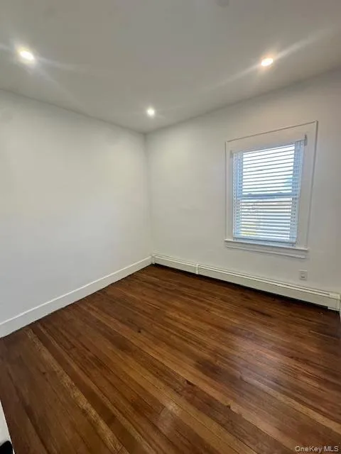 661 Olive Street, Long Beach, NY, 3 Bedrooms Bedrooms, 8 Rooms Rooms,1 BathroomBathrooms,Residential Lease,For Rent,Olive,0,952640 661 Olive Street, Long Beach, NY, 3 Bedrooms Bedrooms, 8 Rooms Rooms,1 BathroomBathrooms,Residential Lease,For Rent,Olive,0,952640