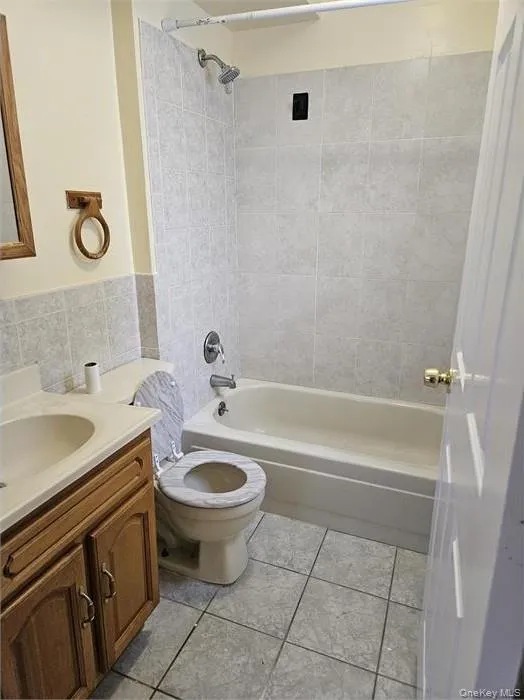 750A 223rd Street, New York, NY, 3 Bedrooms Bedrooms, 5 Rooms Rooms,2 BathroomsBathrooms,Residential Lease,Idx,223rd,0,952647 750A 223rd Street, New York, NY, 3 Bedrooms Bedrooms, 5 Rooms Rooms,2 BathroomsBathrooms,Residential Lease,Idx,223rd,0,952647