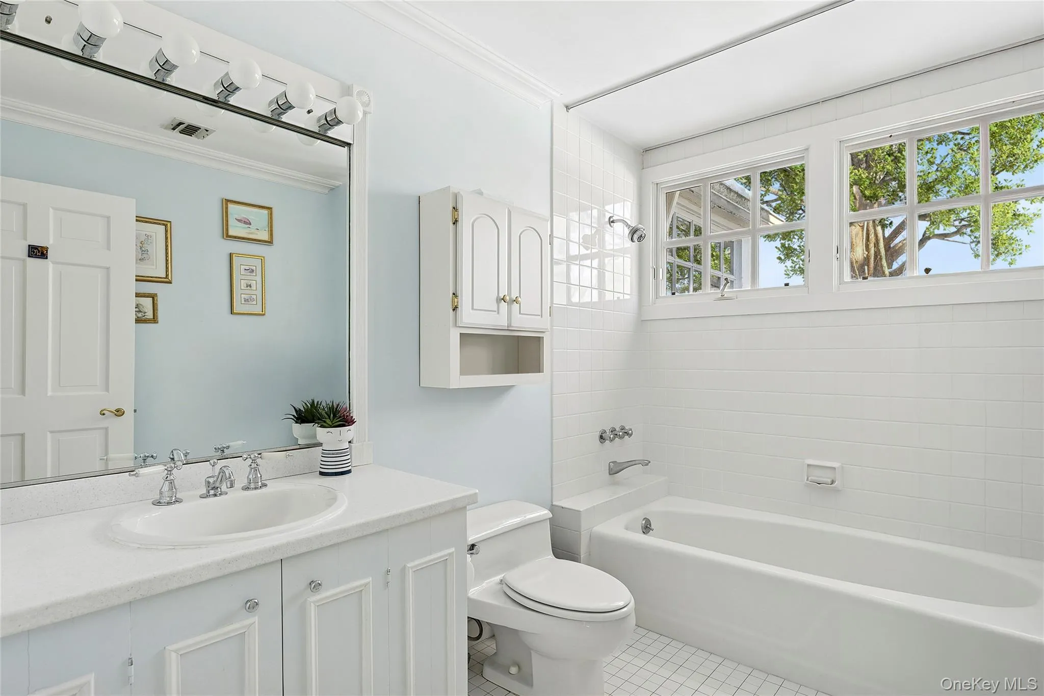 19 and 33 Bridgefield Road, Southampton, NY, 6 Bedrooms Bedrooms, 12 Rooms Rooms,6 BathroomsBathrooms,Residential,For Rent,Bridgefield,0,KEY952705 19 and 33 Bridgefield Road, Southampton, NY, 6 Bedrooms Bedrooms, 12 Rooms Rooms,6 BathroomsBathrooms,Residential,For Rent,Bridgefield,0,KEY952705