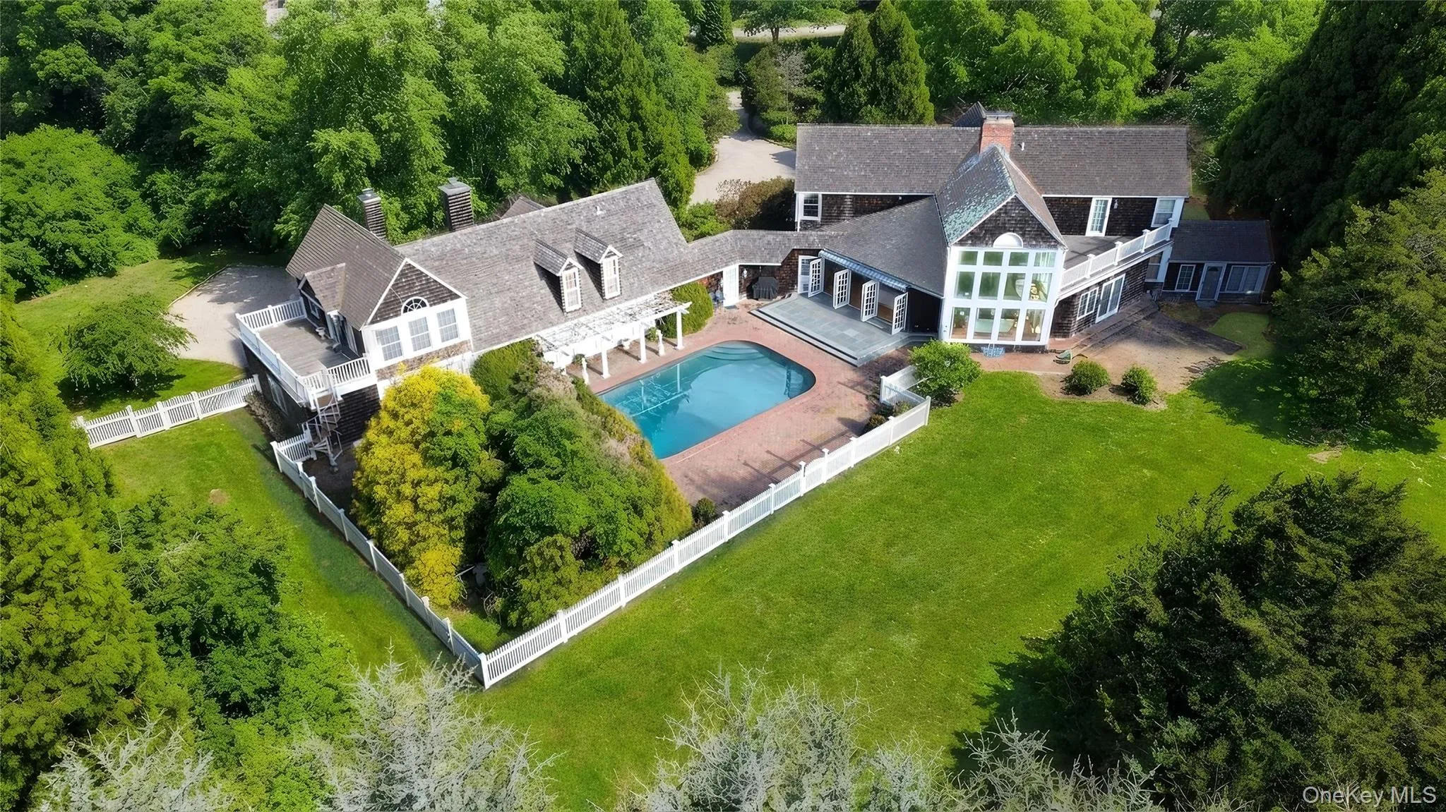 19 and 33 Bridgefield Road, Southampton, NY, 6 Bedrooms Bedrooms, 12 Rooms Rooms,6 BathroomsBathrooms,Residential,For Rent,Bridgefield,0,KEY952705 19 and 33 Bridgefield Road, Southampton, NY, 6 Bedrooms Bedrooms, 12 Rooms Rooms,6 BathroomsBathrooms,Residential,For Rent,Bridgefield,0,KEY952705