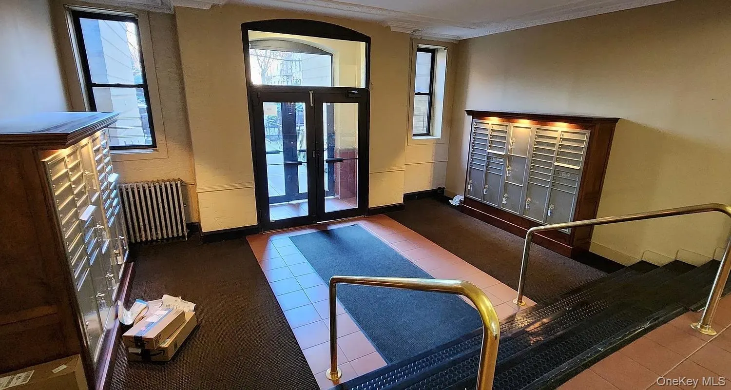 83-52 Talbot Street, New York, NY, 2 Bedrooms Bedrooms, 4 Rooms Rooms,1 BathroomBathrooms,Residential,For Rent,Street,0,952712 83-52 Talbot Street, New York, NY, 2 Bedrooms Bedrooms, 4 Rooms Rooms,1 BathroomBathrooms,Residential,For Rent,Street,0,952712