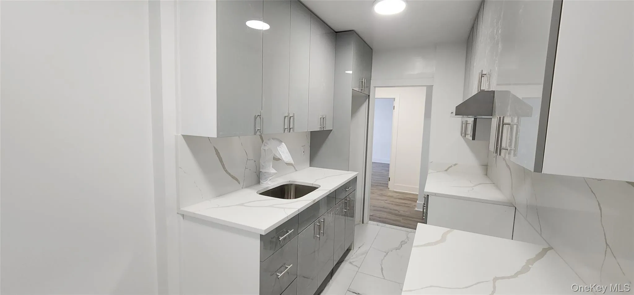 83-52 Talbot Street, New York, NY, 2 Bedrooms Bedrooms, 4 Rooms Rooms,1 BathroomBathrooms,Residential,For Rent,Street,0,952712 83-52 Talbot Street, New York, NY, 2 Bedrooms Bedrooms, 4 Rooms Rooms,1 BathroomBathrooms,Residential,For Rent,Street,0,952712