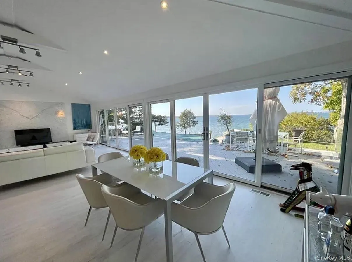 16 Shore Road, Southampton, NY, 3 Bedrooms Bedrooms, 4 Rooms Rooms,2 BathroomsBathrooms,Residential Lease,Idx,Shore,0,952723 16 Shore Road, Southampton, NY, 3 Bedrooms Bedrooms, 4 Rooms Rooms,2 BathroomsBathrooms,Residential Lease,Idx,Shore,0,952723