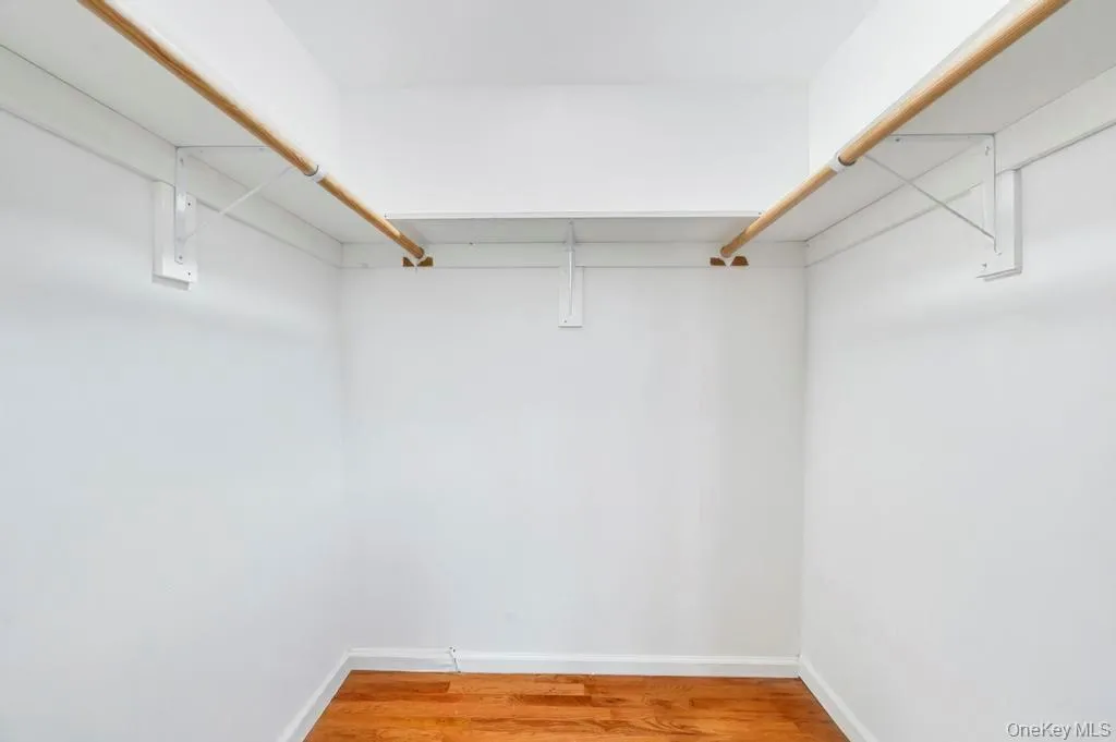 807 Union Avenue, Riverhead, NY, 4 Bedrooms Bedrooms, 7 Rooms Rooms,2 BathroomsBathrooms,Residential Lease,For Rent,Union,0,952733 807 Union Avenue, Riverhead, NY, 4 Bedrooms Bedrooms, 7 Rooms Rooms,2 BathroomsBathrooms,Residential Lease,For Rent,Union,0,952733
