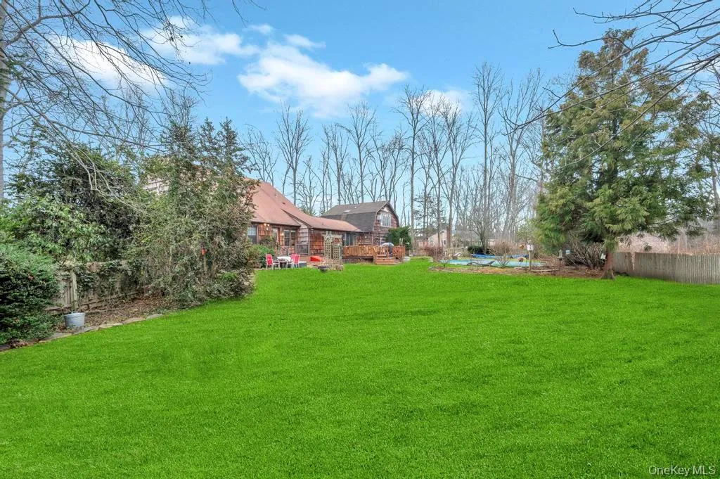 807 Union Avenue, Riverhead, NY, 4 Bedrooms Bedrooms, 7 Rooms Rooms,2 BathroomsBathrooms,Residential Lease,For Rent,Union,0,952733 807 Union Avenue, Riverhead, NY, 4 Bedrooms Bedrooms, 7 Rooms Rooms,2 BathroomsBathrooms,Residential Lease,For Rent,Union,0,952733