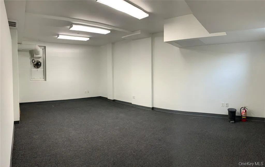 136-89 Roosevelt Avenue, New York, NY, ,Commercial Lease,For Rent,Roosevelt,0,952735 136-89 Roosevelt Avenue, New York, NY, ,Commercial Lease,For Rent,Roosevelt,0,952735