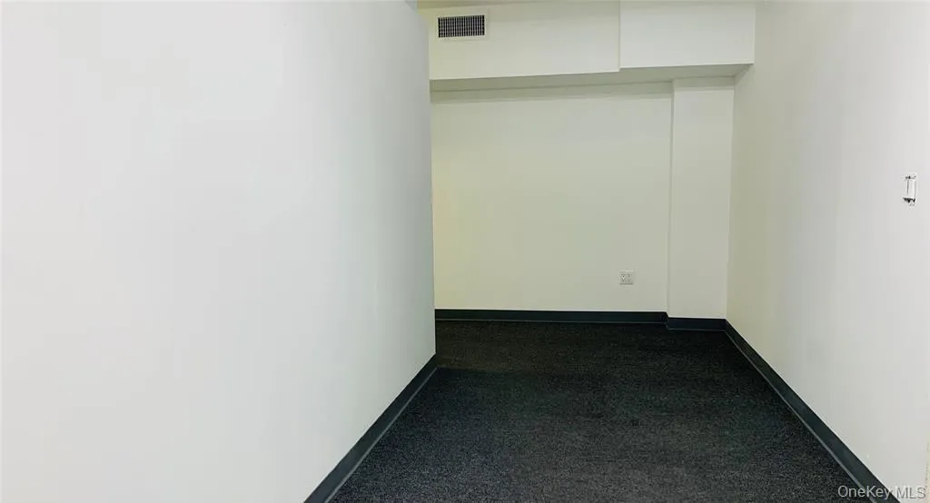 136-89 Roosevelt Avenue, New York, NY, ,Commercial Lease,For Rent,Roosevelt,0,952735 136-89 Roosevelt Avenue, New York, NY, ,Commercial Lease,For Rent,Roosevelt,0,952735