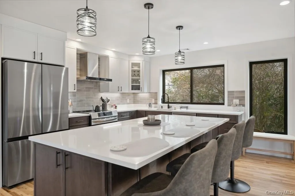 45 Ditch Plains Road, East Hampton, NY, 3 Bedrooms Bedrooms, 6 Rooms Rooms,3 BathroomsBathrooms,Residential,For Rent,Ditch Plains,0,952737 45 Ditch Plains Road, East Hampton, NY, 3 Bedrooms Bedrooms, 6 Rooms Rooms,3 BathroomsBathrooms,Residential,For Rent,Ditch Plains,0,952737