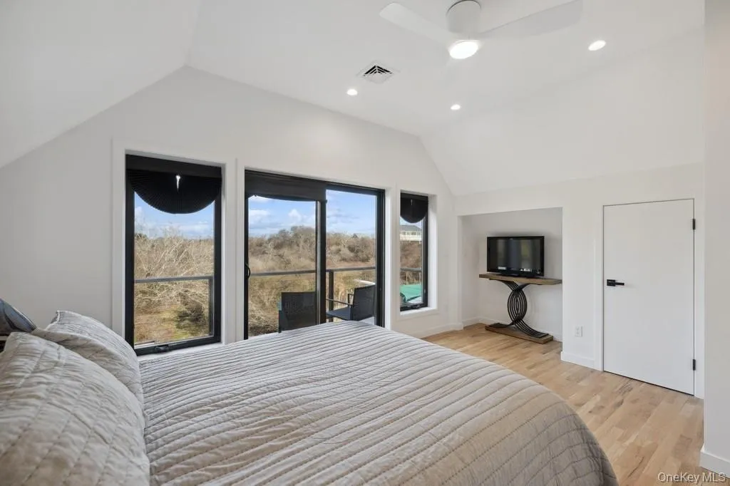 45 Ditch Plains Road, East Hampton, NY, 3 Bedrooms Bedrooms, 6 Rooms Rooms,3 BathroomsBathrooms,Residential,For Rent,Ditch Plains,0,952737 45 Ditch Plains Road, East Hampton, NY, 3 Bedrooms Bedrooms, 6 Rooms Rooms,3 BathroomsBathrooms,Residential,For Rent,Ditch Plains,0,952737