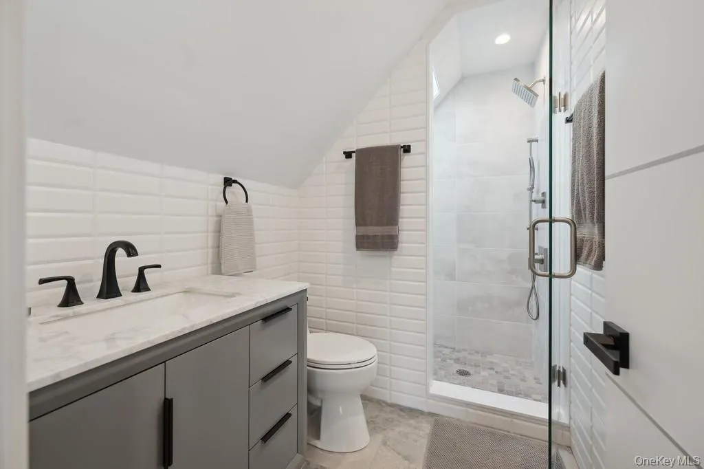 45 Ditch Plains Road, East Hampton, NY, 3 Bedrooms Bedrooms, 6 Rooms Rooms,3 BathroomsBathrooms,Residential,For Rent,Ditch Plains,0,952737 45 Ditch Plains Road, East Hampton, NY, 3 Bedrooms Bedrooms, 6 Rooms Rooms,3 BathroomsBathrooms,Residential,For Rent,Ditch Plains,0,952737