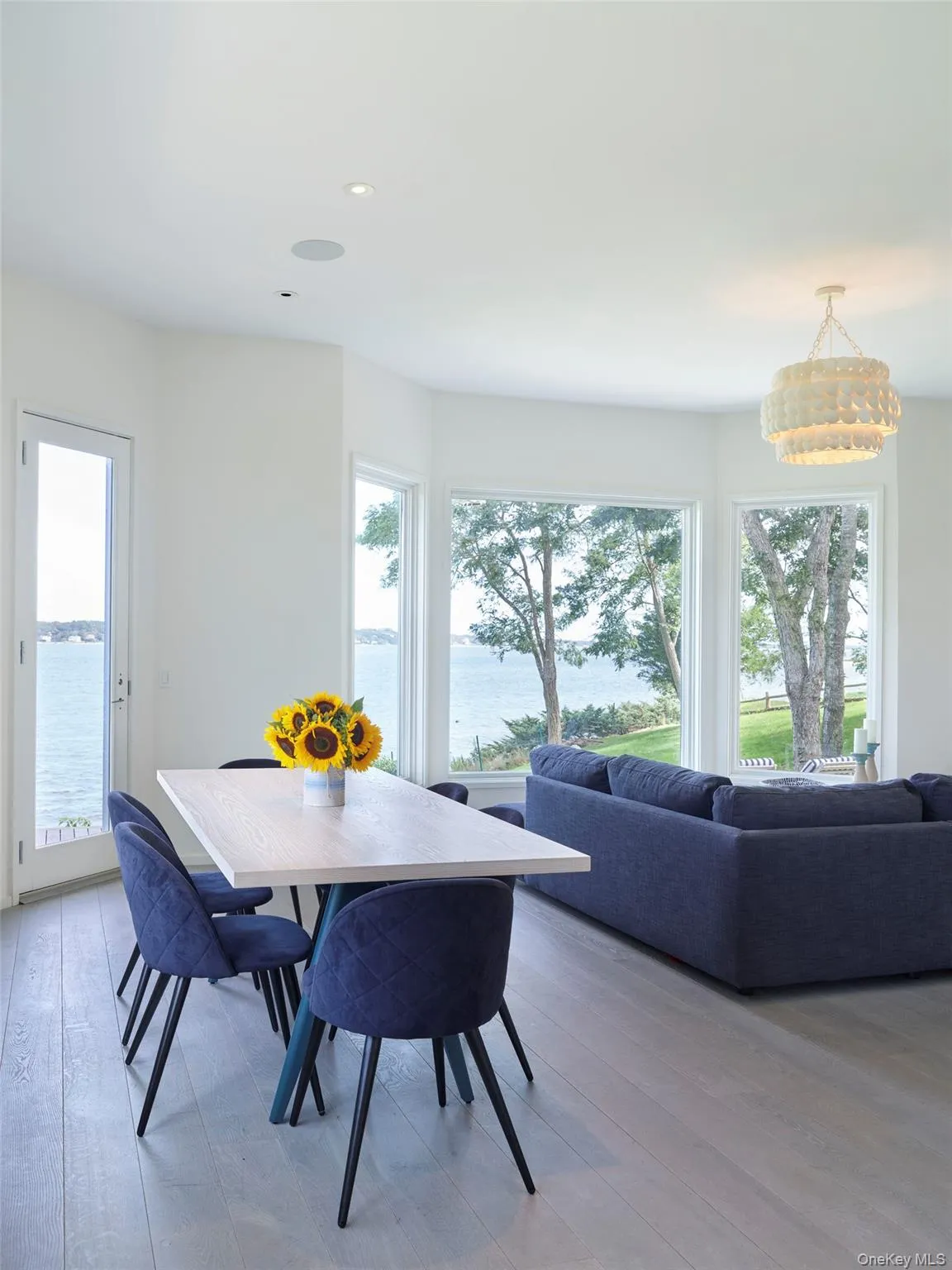 2 Sun Court, Southampton, NY, 5 Bedrooms Bedrooms, 14 Rooms Rooms,5 BathroomsBathrooms,Residential Lease,Idx,Sun,0,952749 2 Sun Court, Southampton, NY, 5 Bedrooms Bedrooms, 14 Rooms Rooms,5 BathroomsBathrooms,Residential Lease,Idx,Sun,0,952749