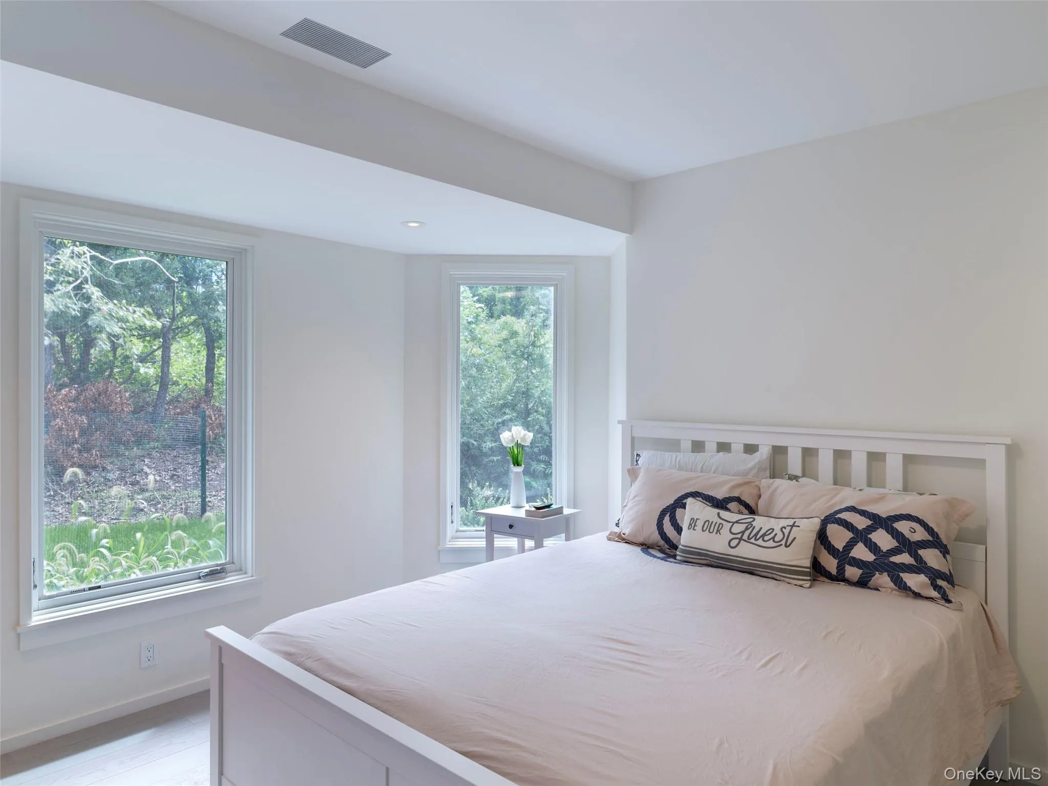 2 Sun Court, Southampton, NY, 5 Bedrooms Bedrooms, 14 Rooms Rooms,5 BathroomsBathrooms,Residential Lease,Idx,Sun,0,952749 2 Sun Court, Southampton, NY, 5 Bedrooms Bedrooms, 14 Rooms Rooms,5 BathroomsBathrooms,Residential Lease,Idx,Sun,0,952749