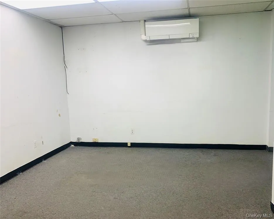 136-87 Roosevelt Avenue, New York, NY, ,Commercial Lease,For Rent,Roosevelt,0,952774 136-87 Roosevelt Avenue, New York, NY, ,Commercial Lease,For Rent,Roosevelt,0,952774