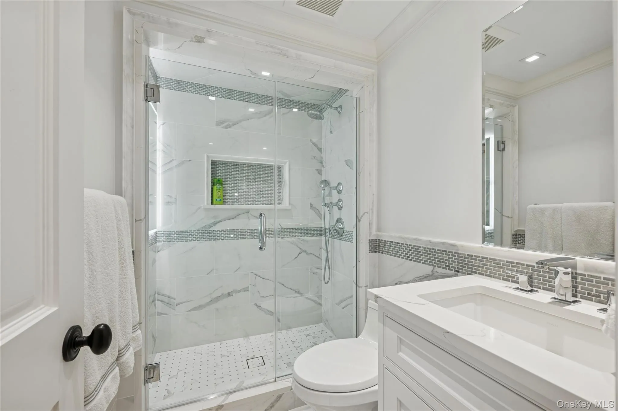 30 Club Lane, Southampton, NY, 4 Bedrooms Bedrooms, 8 Rooms Rooms,3 BathroomsBathrooms,Residential Lease,Idx,Club,0,952777 30 Club Lane, Southampton, NY, 4 Bedrooms Bedrooms, 8 Rooms Rooms,3 BathroomsBathrooms,Residential Lease,Idx,Club,0,952777