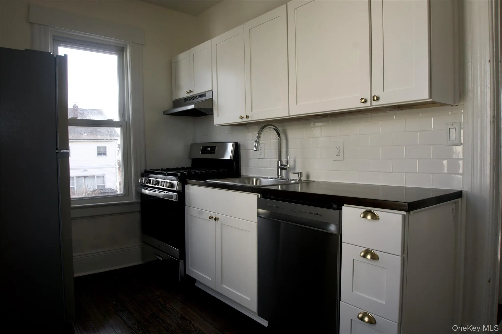 55 Vernon Avenue, Hempstead, NY, 3 Bedrooms Bedrooms, 6 Rooms Rooms,1 BathroomBathrooms,Residential Lease,Idx,Vernon,0,952778 55 Vernon Avenue, Hempstead, NY, 3 Bedrooms Bedrooms, 6 Rooms Rooms,1 BathroomBathrooms,Residential Lease,Idx,Vernon,0,952778