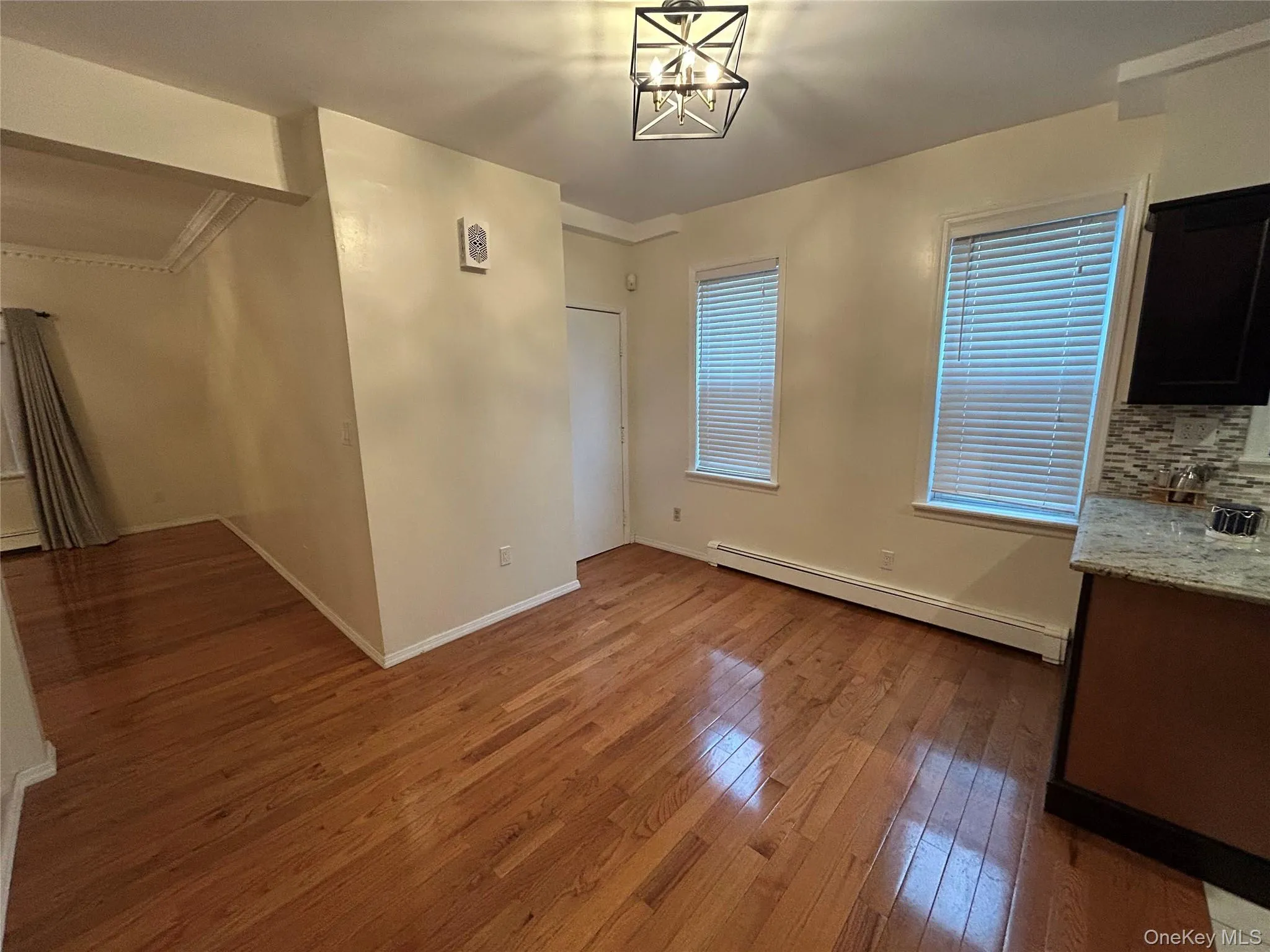 21 Catherine Street, Hempstead, NY, 2 Bedrooms Bedrooms, 5 Rooms Rooms,1 BathroomBathrooms,Residential Lease,Idx,Catherine,0,952799 21 Catherine Street, Hempstead, NY, 2 Bedrooms Bedrooms, 5 Rooms Rooms,1 BathroomBathrooms,Residential Lease,Idx,Catherine,0,952799