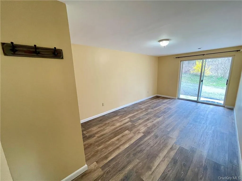 5 FRANCES Drive, East Fishkill, NY, 1 Bedroom Bedrooms, 2 Rooms Rooms,1 BathroomBathrooms,Residential Lease,Idx,FRANCES,0,952802 5 FRANCES Drive, East Fishkill, NY, 1 Bedroom Bedrooms, 2 Rooms Rooms,1 BathroomBathrooms,Residential Lease,Idx,FRANCES,0,952802