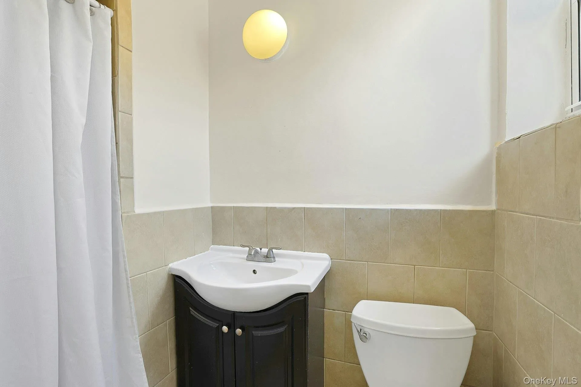 En suite bathroom. En suite bathroom.