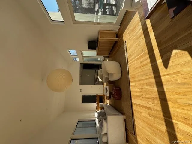 14 Park Circle, Southampton, NY, 3 Bedrooms Bedrooms, 7 Rooms Rooms,2 BathroomsBathrooms,Residential Lease,For Rent,Park,0,952827 14 Park Circle, Southampton, NY, 3 Bedrooms Bedrooms, 7 Rooms Rooms,2 BathroomsBathrooms,Residential Lease,For Rent,Park,0,952827