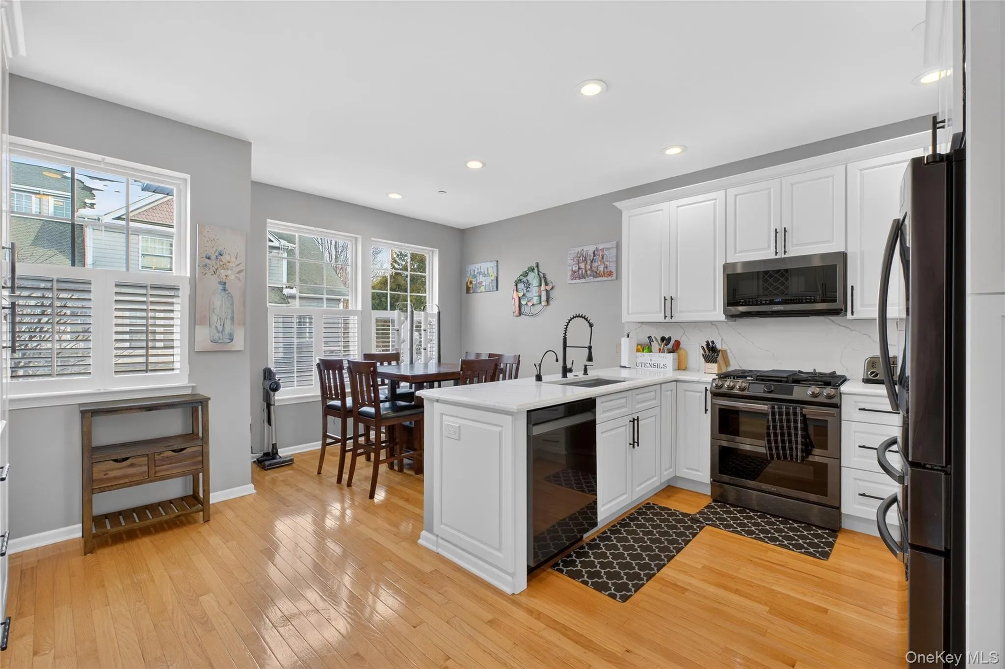 310 Bridgeview Drive, Poughkeepsie, NY, 2 Bedrooms Bedrooms, 5 Rooms Rooms,2 BathroomsBathrooms,Residential,For Rent,Bridgeview,0,952863 310 Bridgeview Drive, Poughkeepsie, NY, 2 Bedrooms Bedrooms, 5 Rooms Rooms,2 BathroomsBathrooms,Residential,For Rent,Bridgeview,0,952863