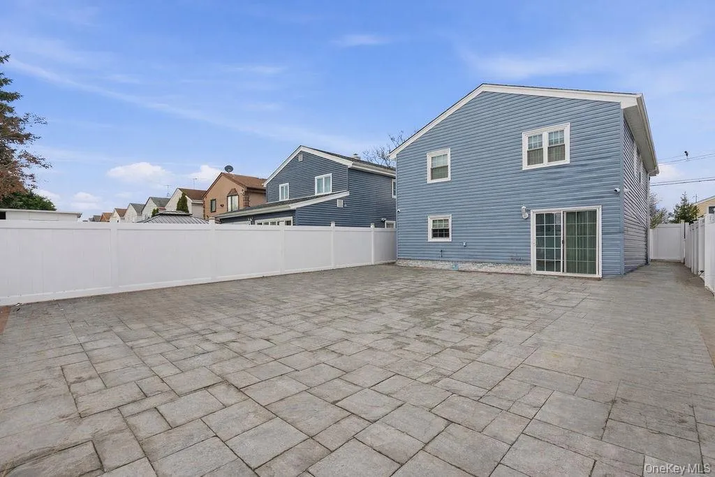 160-09 86th Street, New York, NY, 4 Bedrooms Bedrooms, 8 Rooms Rooms,2 BathroomsBathrooms,Residential,For Rent,86th,0,952871 160-09 86th Street, New York, NY, 4 Bedrooms Bedrooms, 8 Rooms Rooms,2 BathroomsBathrooms,Residential,For Rent,86th,0,952871