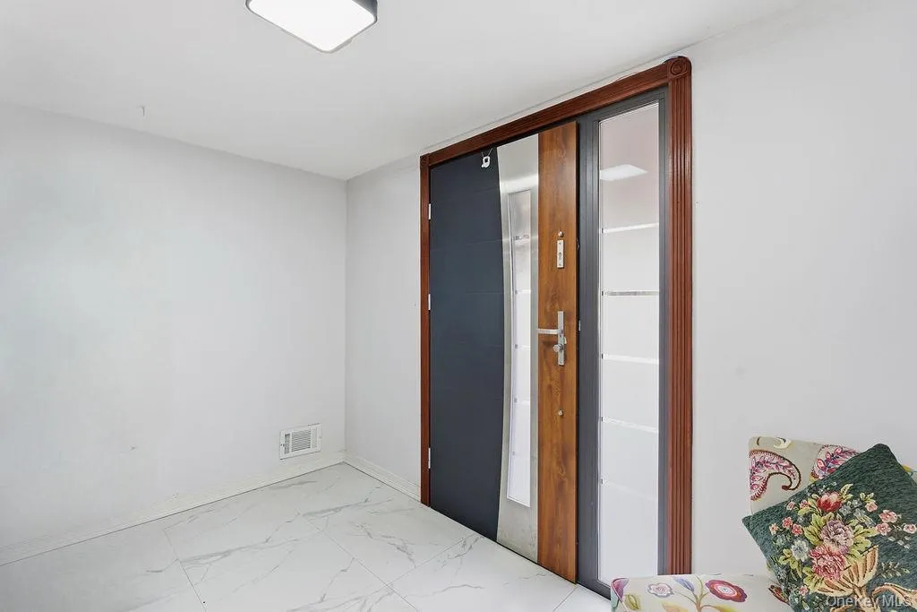 160-09 86th Street, New York, NY, 4 Bedrooms Bedrooms, 8 Rooms Rooms,2 BathroomsBathrooms,Residential,For Rent,86th,0,952871 160-09 86th Street, New York, NY, 4 Bedrooms Bedrooms, 8 Rooms Rooms,2 BathroomsBathrooms,Residential,For Rent,86th,0,952871
