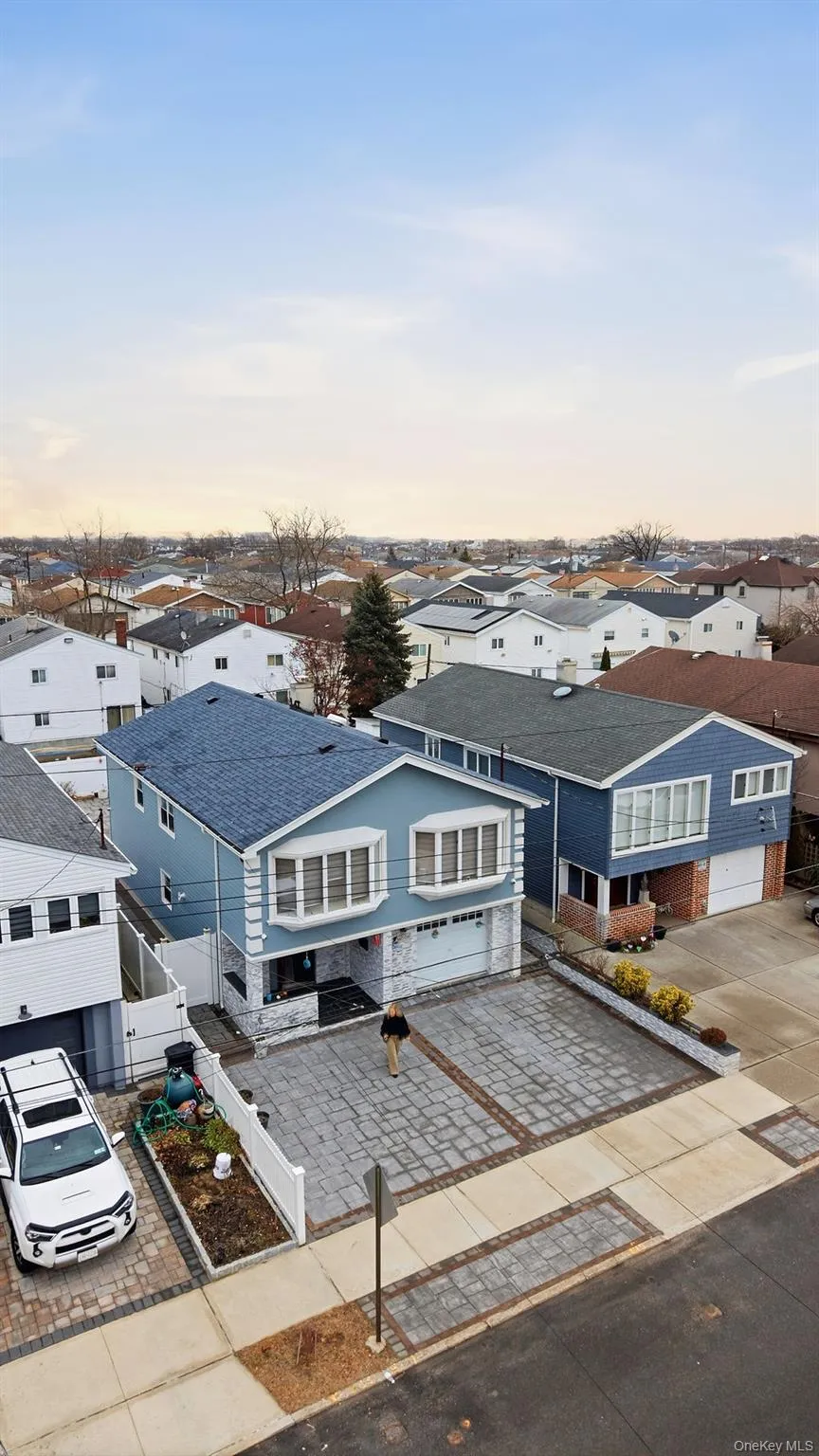 160-09 86th Street, New York, NY, 4 Bedrooms Bedrooms, 8 Rooms Rooms,2 BathroomsBathrooms,Residential,For Rent,86th,0,952871 160-09 86th Street, New York, NY, 4 Bedrooms Bedrooms, 8 Rooms Rooms,2 BathroomsBathrooms,Residential,For Rent,86th,0,952871