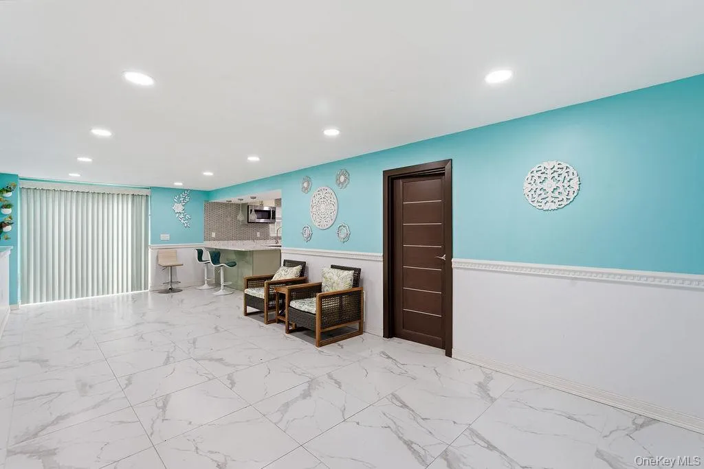 160-09 86th Street, New York, NY, 4 Bedrooms Bedrooms, 8 Rooms Rooms,2 BathroomsBathrooms,Residential,For Rent,86th,0,952871 160-09 86th Street, New York, NY, 4 Bedrooms Bedrooms, 8 Rooms Rooms,2 BathroomsBathrooms,Residential,For Rent,86th,0,952871