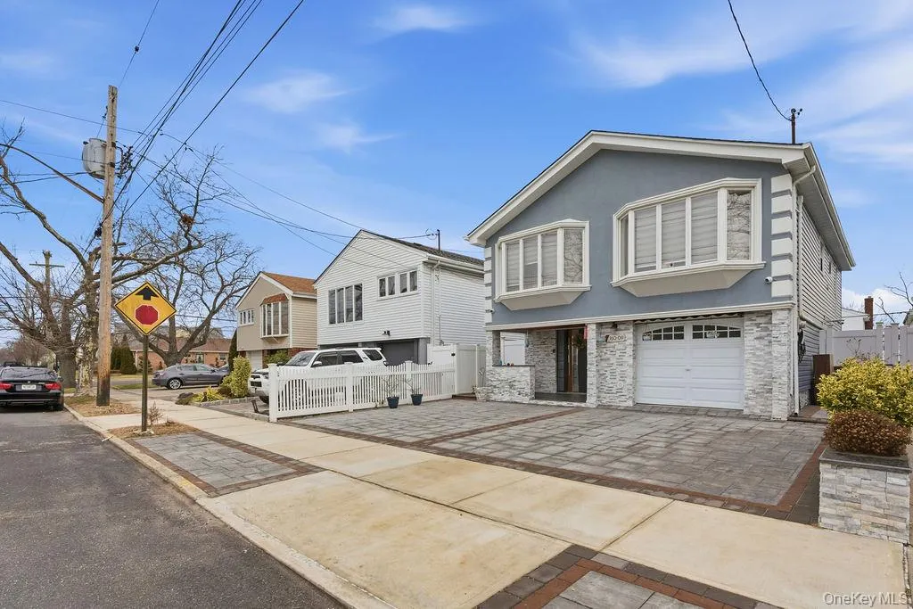 160-09 86th Street, New York, NY, 4 Bedrooms Bedrooms, 8 Rooms Rooms,2 BathroomsBathrooms,Residential,For Rent,86th,0,952871 160-09 86th Street, New York, NY, 4 Bedrooms Bedrooms, 8 Rooms Rooms,2 BathroomsBathrooms,Residential,For Rent,86th,0,952871