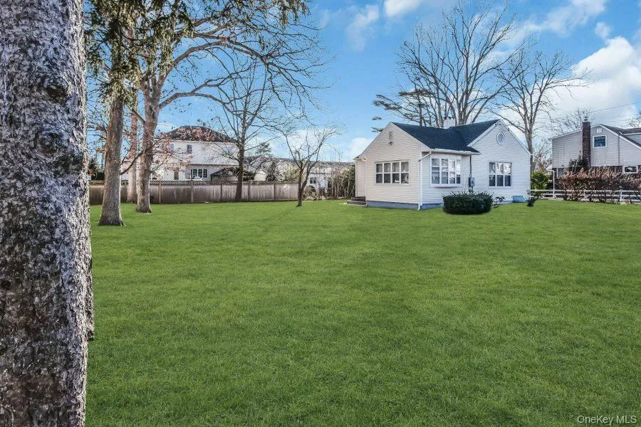 252 Toronto Avenue, Oyster Bay, NY, 2 Bedrooms Bedrooms, 5 Rooms Rooms,1 BathroomBathrooms,Residential,For Rent,Toronto,0,952875 252 Toronto Avenue, Oyster Bay, NY, 2 Bedrooms Bedrooms, 5 Rooms Rooms,1 BathroomBathrooms,Residential,For Rent,Toronto,0,952875