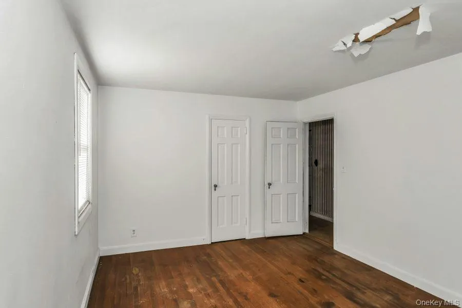 252 Toronto Avenue, Oyster Bay, NY, 2 Bedrooms Bedrooms, 5 Rooms Rooms,1 BathroomBathrooms,Residential,For Rent,Toronto,0,952875 252 Toronto Avenue, Oyster Bay, NY, 2 Bedrooms Bedrooms, 5 Rooms Rooms,1 BathroomBathrooms,Residential,For Rent,Toronto,0,952875