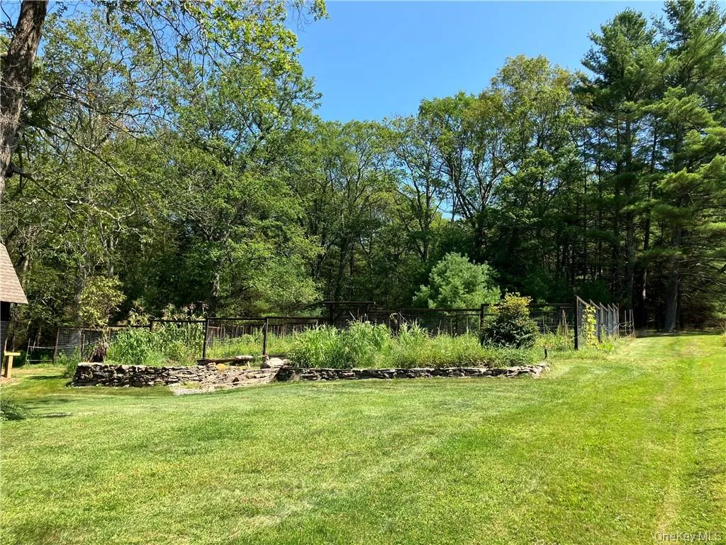 View of yard View of yard