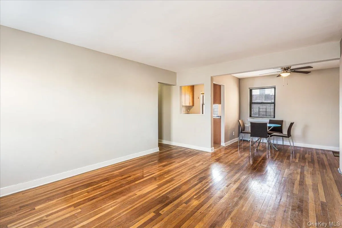 47-18 217th Street, New York, NY, 1 Bedroom Bedrooms, 3 Rooms Rooms,1 BathroomBathrooms,Residential,For Rent,217th,0,952911 47-18 217th Street, New York, NY, 1 Bedroom Bedrooms, 3 Rooms Rooms,1 BathroomBathrooms,Residential,For Rent,217th,0,952911