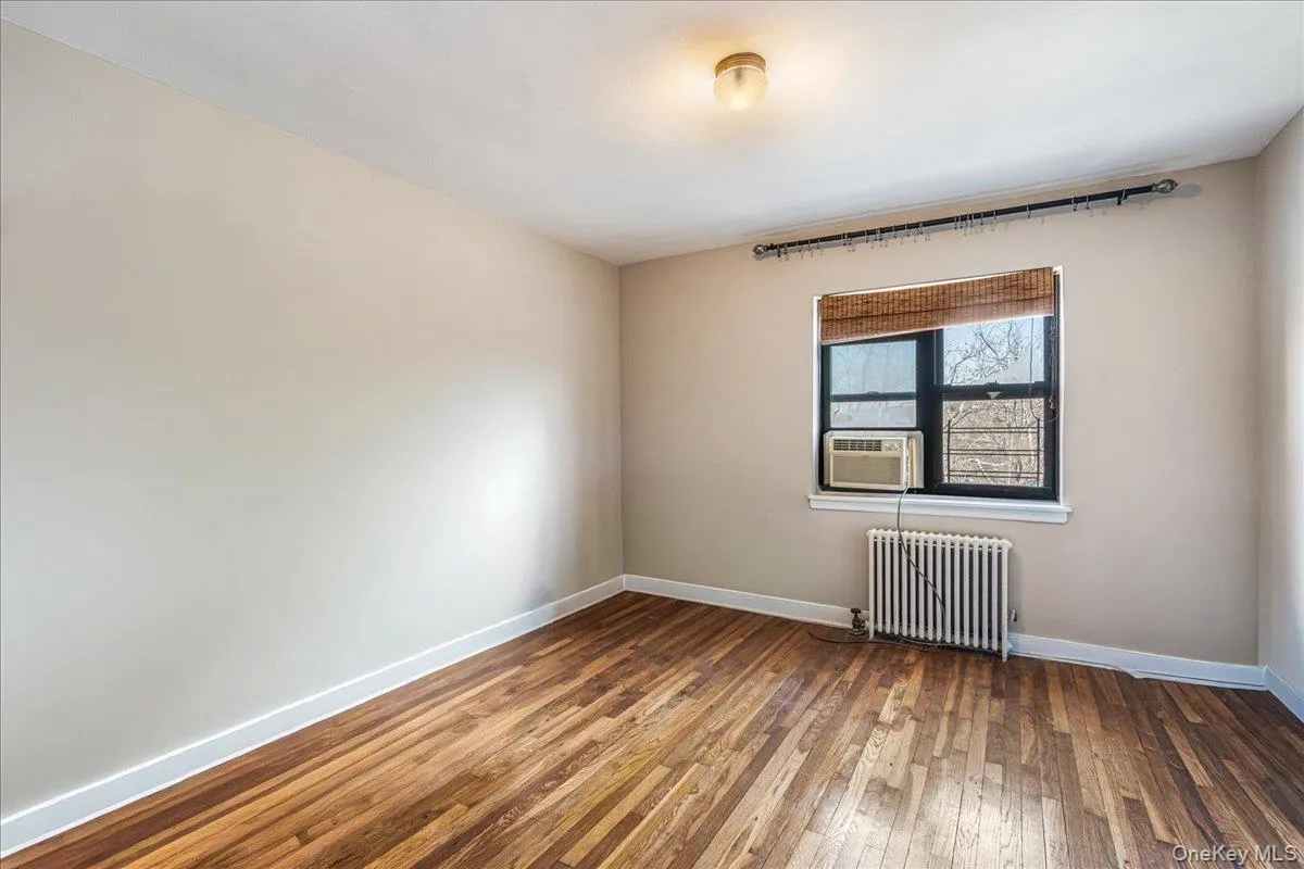 47-18 217th Street, New York, NY, 1 Bedroom Bedrooms, 3 Rooms Rooms,1 BathroomBathrooms,Residential,For Rent,217th,0,952911 47-18 217th Street, New York, NY, 1 Bedroom Bedrooms, 3 Rooms Rooms,1 BathroomBathrooms,Residential,For Rent,217th,0,952911