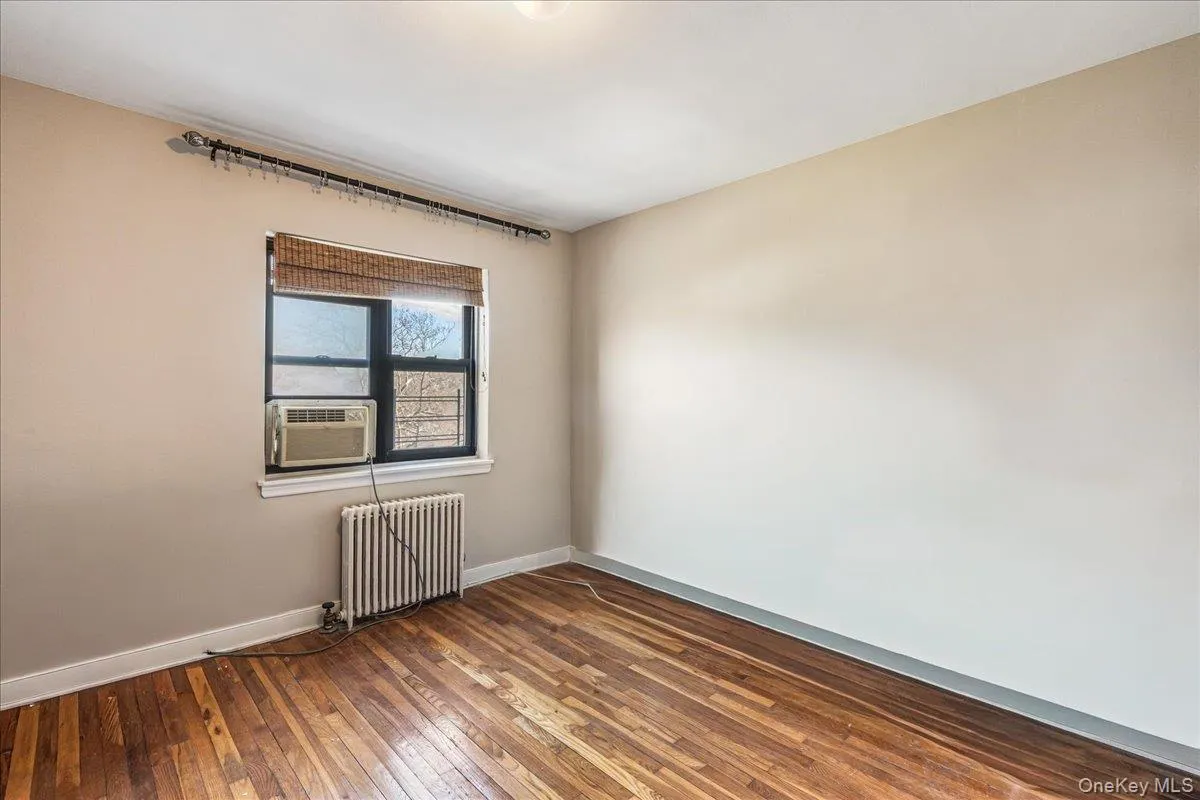 47-18 217th Street, New York, NY, 1 Bedroom Bedrooms, 3 Rooms Rooms,1 BathroomBathrooms,Residential,For Rent,217th,0,952911 47-18 217th Street, New York, NY, 1 Bedroom Bedrooms, 3 Rooms Rooms,1 BathroomBathrooms,Residential,For Rent,217th,0,952911