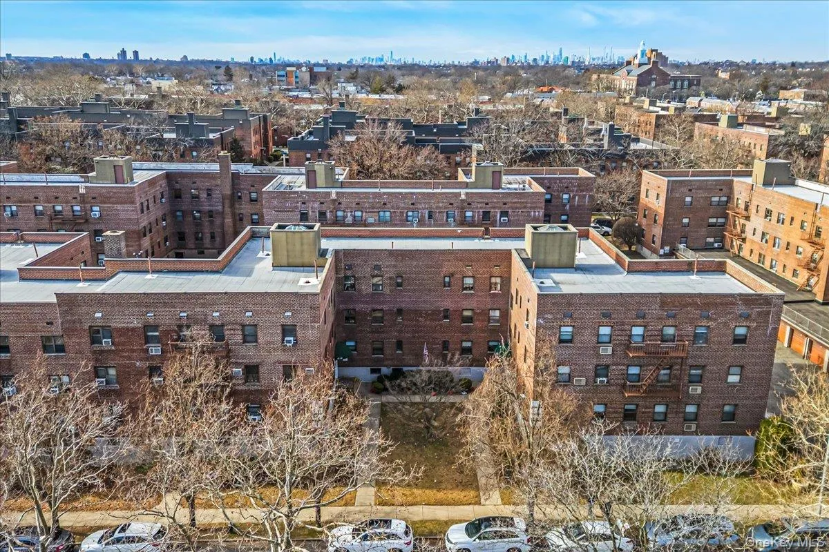 47-18 217th Street, New York, NY, 1 Bedroom Bedrooms, 3 Rooms Rooms,1 BathroomBathrooms,Residential,For Rent,217th,0,952911 47-18 217th Street, New York, NY, 1 Bedroom Bedrooms, 3 Rooms Rooms,1 BathroomBathrooms,Residential,For Rent,217th,0,952911