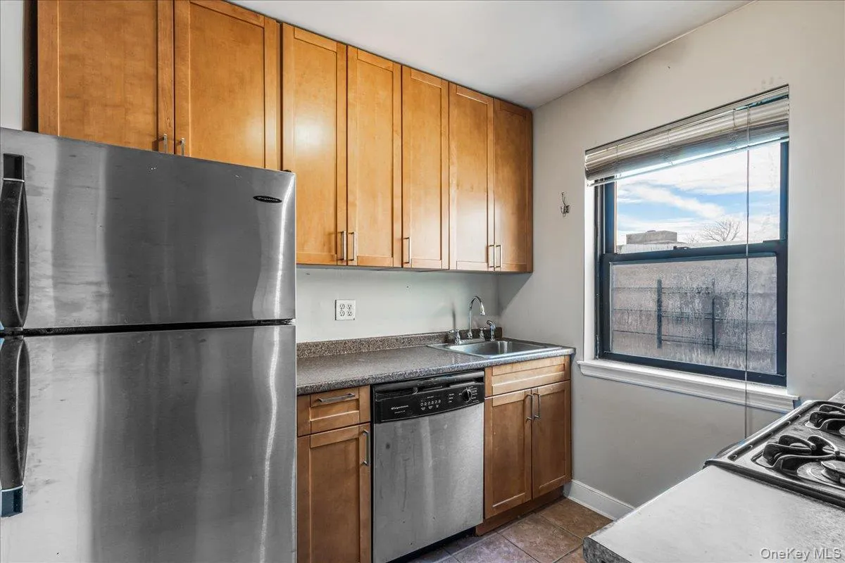47-18 217th Street, New York, NY, 1 Bedroom Bedrooms, 3 Rooms Rooms,1 BathroomBathrooms,Residential,For Rent,217th,0,952911 47-18 217th Street, New York, NY, 1 Bedroom Bedrooms, 3 Rooms Rooms,1 BathroomBathrooms,Residential,For Rent,217th,0,952911