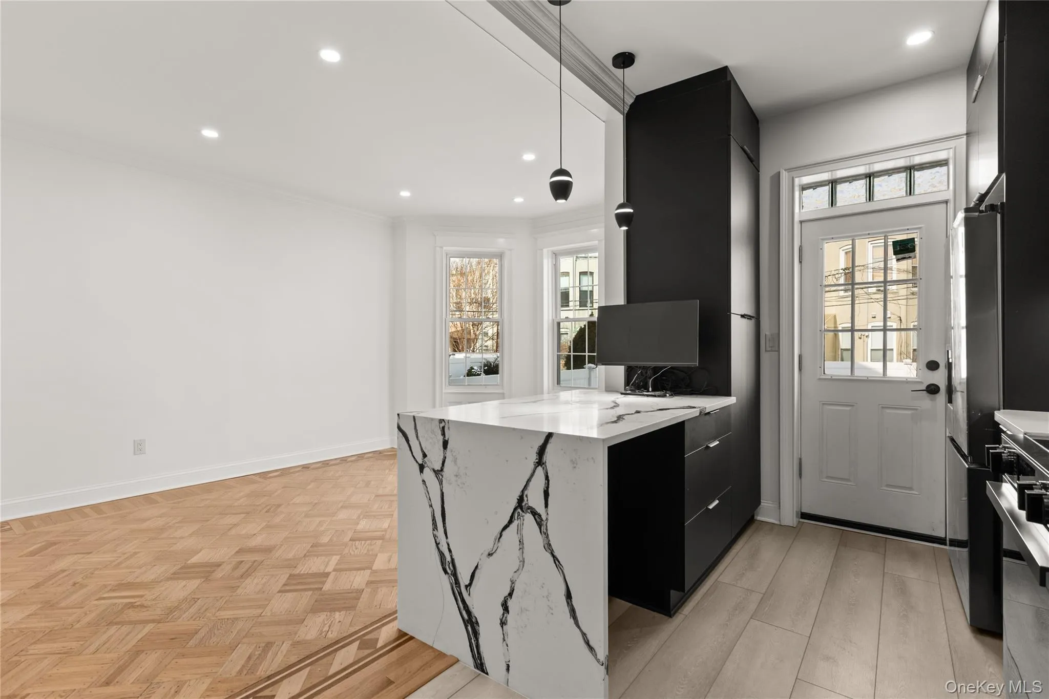 6133 Palmetto Street, New York, NY, 2 Bedrooms Bedrooms, 5 Rooms Rooms,1 BathroomBathrooms,Residential Lease,Idx,Palmetto,0,952918 6133 Palmetto Street, New York, NY, 2 Bedrooms Bedrooms, 5 Rooms Rooms,1 BathroomBathrooms,Residential Lease,Idx,Palmetto,0,952918