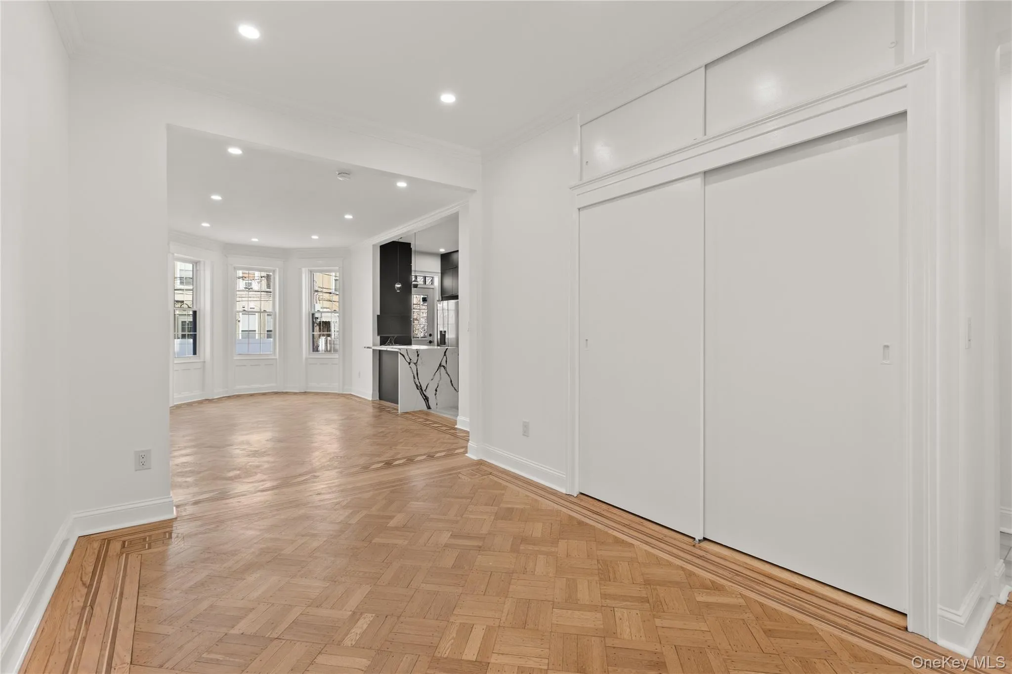 6133 Palmetto Street, New York, NY, 2 Bedrooms Bedrooms, 5 Rooms Rooms,1 BathroomBathrooms,Residential Lease,Idx,Palmetto,0,952918 6133 Palmetto Street, New York, NY, 2 Bedrooms Bedrooms, 5 Rooms Rooms,1 BathroomBathrooms,Residential Lease,Idx,Palmetto,0,952918