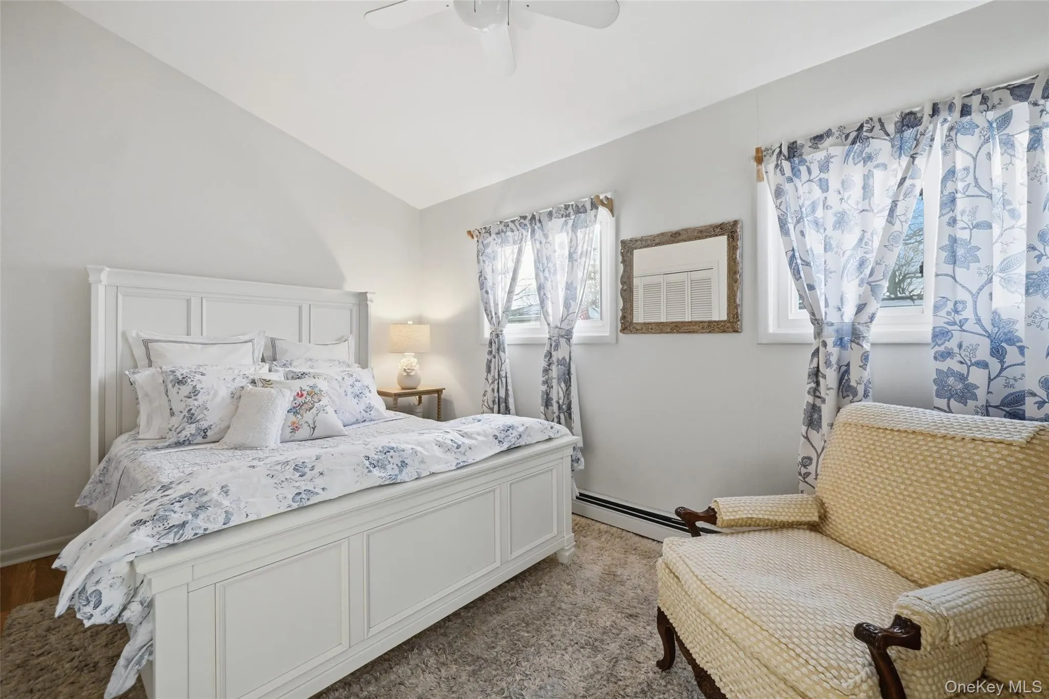 36 Oak Lane, Riverhead, NY, 3 Bedrooms Bedrooms, 5 Rooms Rooms,1 BathroomBathrooms,Residential,For Rent,Oak,0,952927 36 Oak Lane, Riverhead, NY, 3 Bedrooms Bedrooms, 5 Rooms Rooms,1 BathroomBathrooms,Residential,For Rent,Oak,0,952927