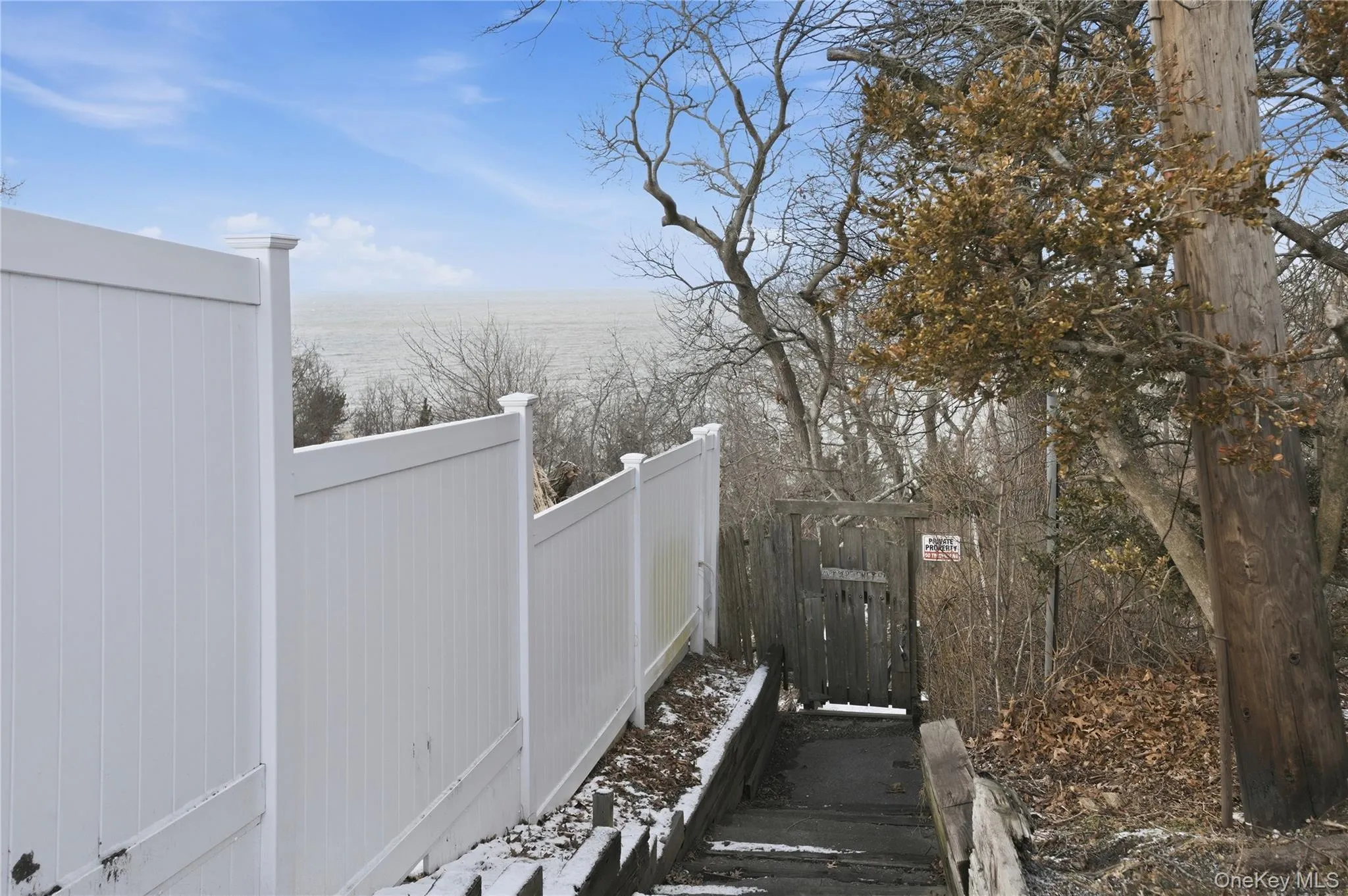 36 Oak Lane, Riverhead, NY, 3 Bedrooms Bedrooms, 5 Rooms Rooms,1 BathroomBathrooms,Residential,For Rent,Oak,0,952927 36 Oak Lane, Riverhead, NY, 3 Bedrooms Bedrooms, 5 Rooms Rooms,1 BathroomBathrooms,Residential,For Rent,Oak,0,952927