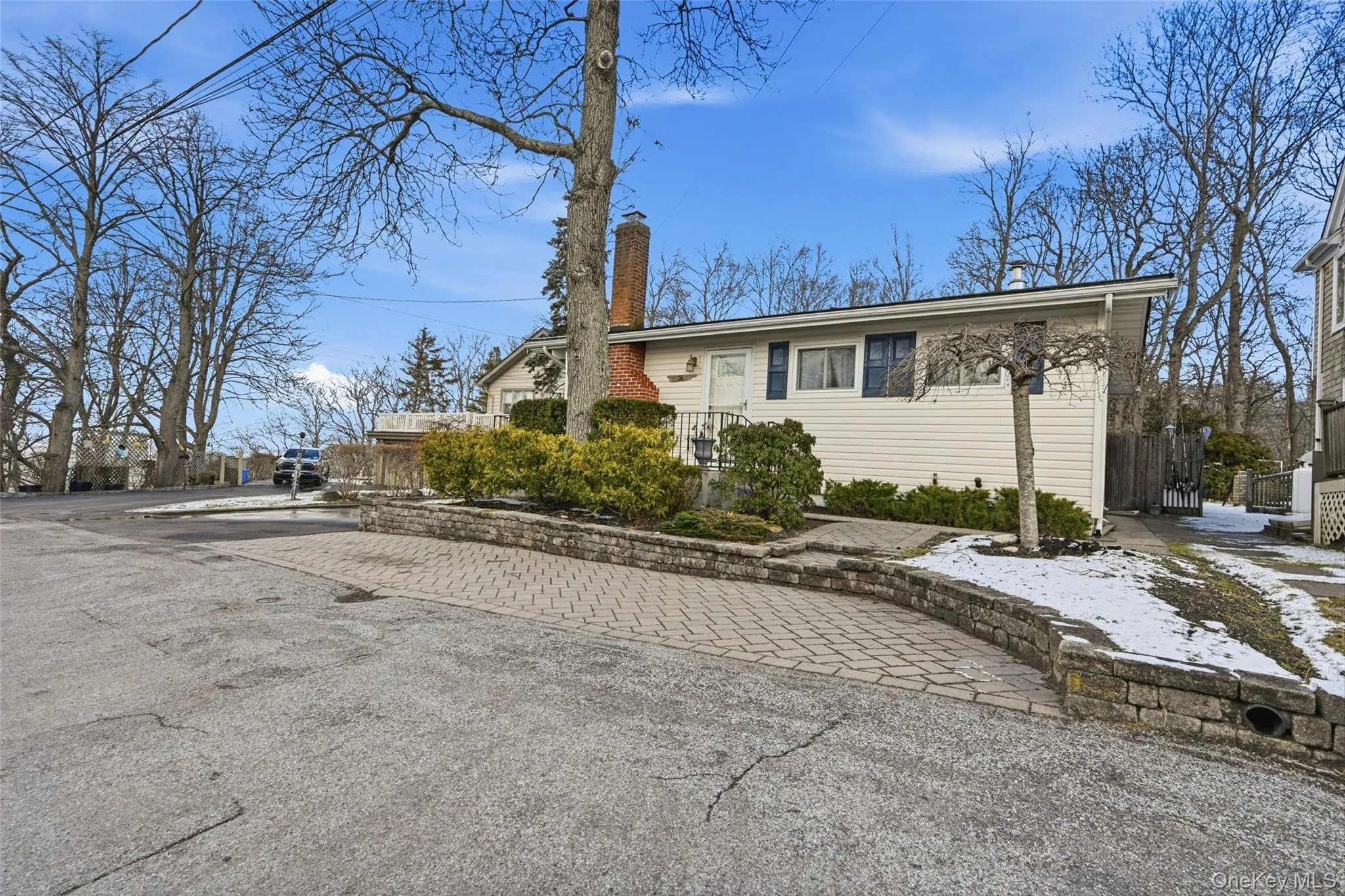 36 Oak Lane, Riverhead, NY, 3 Bedrooms Bedrooms, 5 Rooms Rooms,1 BathroomBathrooms,Residential,For Rent,Oak,0,952927 36 Oak Lane, Riverhead, NY, 3 Bedrooms Bedrooms, 5 Rooms Rooms,1 BathroomBathrooms,Residential,For Rent,Oak,0,952927