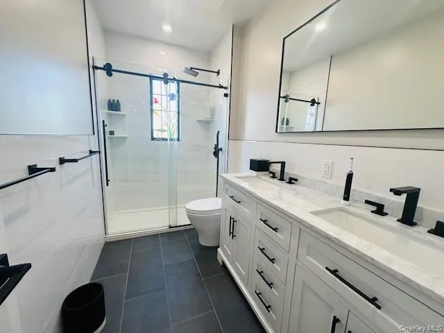 81-22 77th Avenue, New York, NY, 1 Bedroom Bedrooms, 3 Rooms Rooms,1 BathroomBathrooms,Residential Lease,Idx,77th Avenue,0,952928 81-22 77th Avenue, New York, NY, 1 Bedroom Bedrooms, 3 Rooms Rooms,1 BathroomBathrooms,Residential Lease,Idx,77th Avenue,0,952928